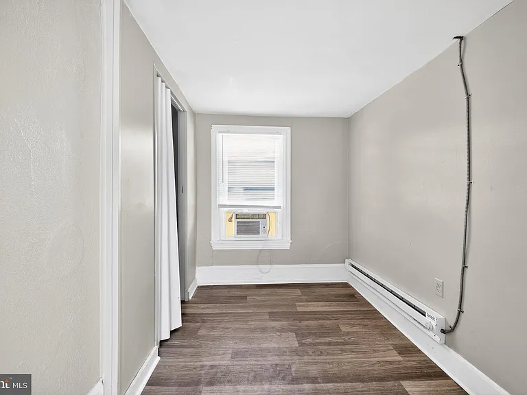 40 S Governors Ave #3 — Photo 14
