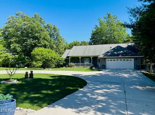 260 Rotherham Dr, Fairfield Glade, TN 38558