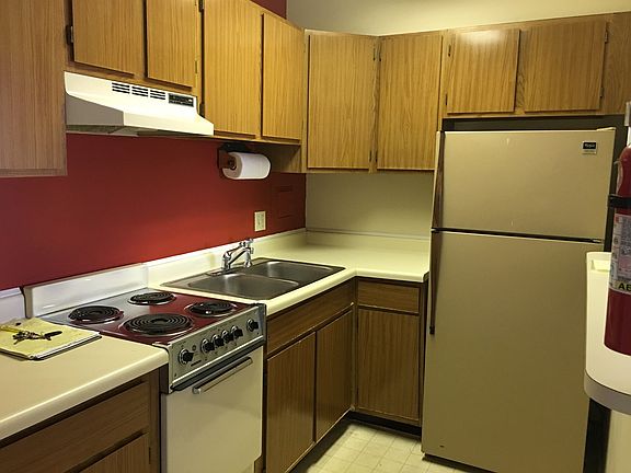 2nd image of 510 14th St APT 501
