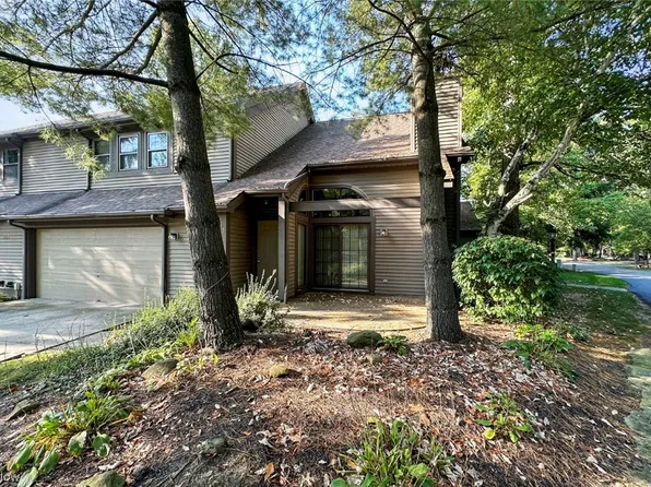 1163 Red Tail Hawk Ct Unit 3, Youngstown, OH 44512