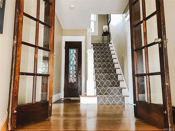 2nd image of 127 McKinley Ave