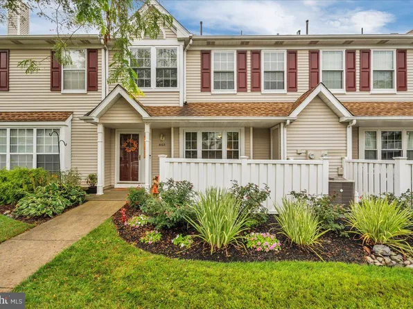4102 Aberdeen Ln, Blackwood, NJ 08012