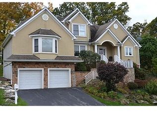 25 Bracken Hill Rd, Hardyston, NJ 07419