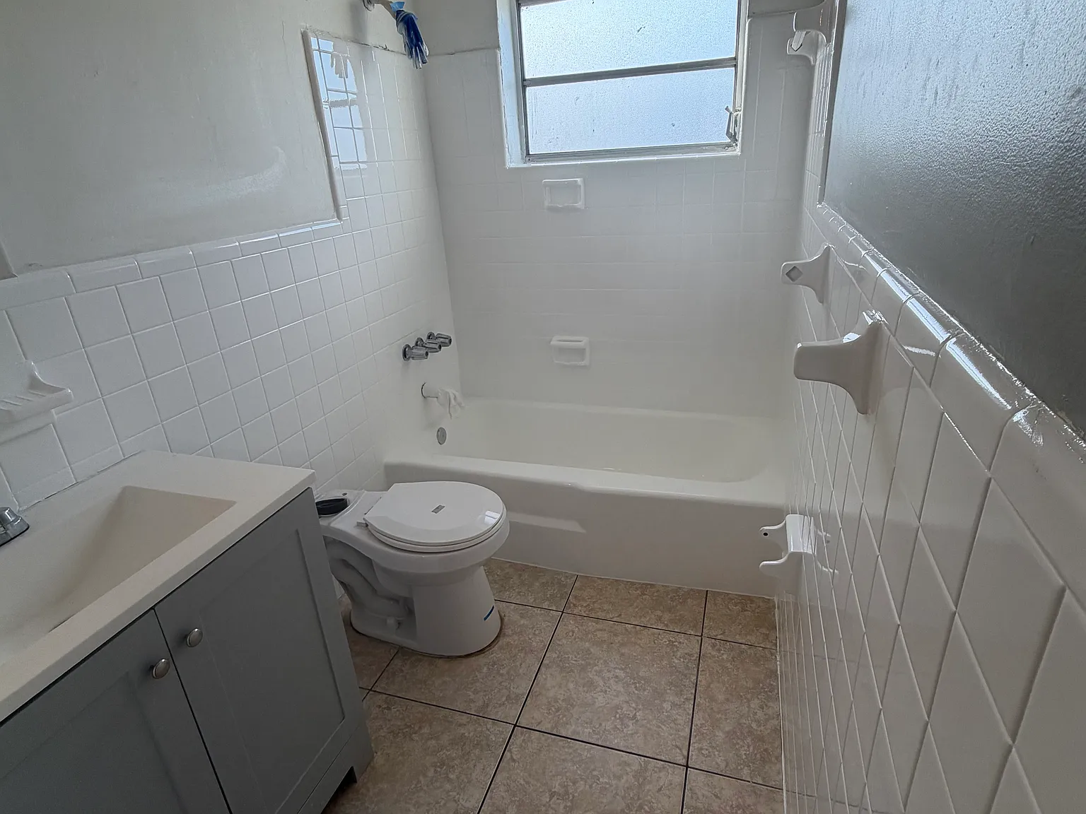 2 bed, 875 sqft, $2,000 — Photo 3