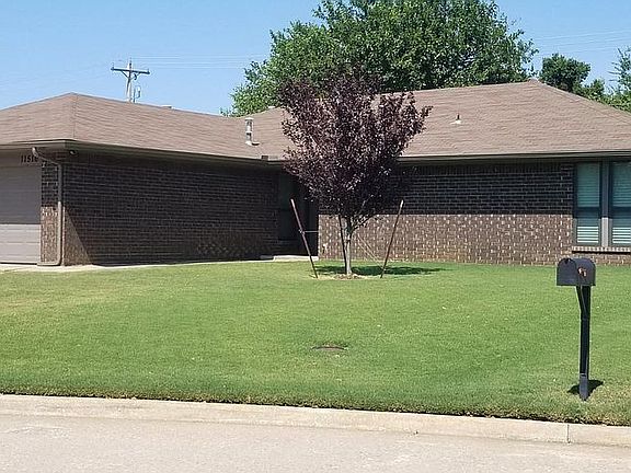 3rd image of 11516 Ashford Dr