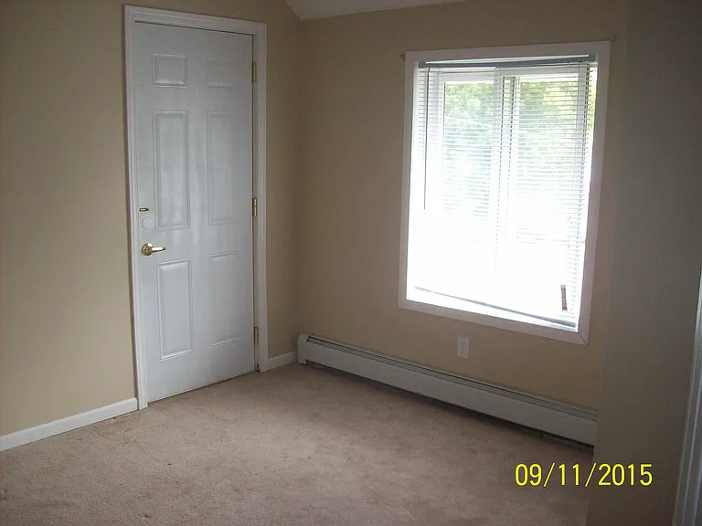 652 Wisconsin St #4 — Photo 3