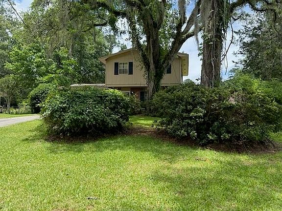 2nd image of 206 Winn Cay Dr