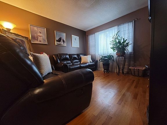 4th image of 193 Snell St #2N