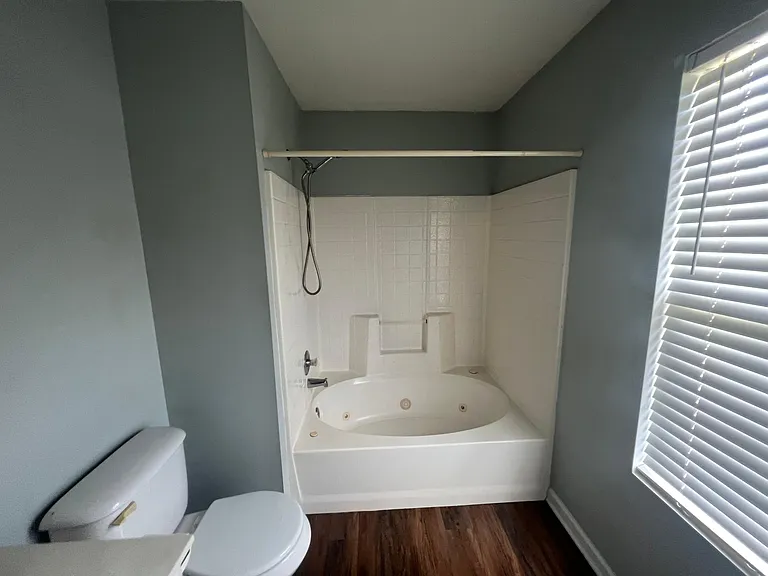 2005 Country Manor Dr — Photo 16