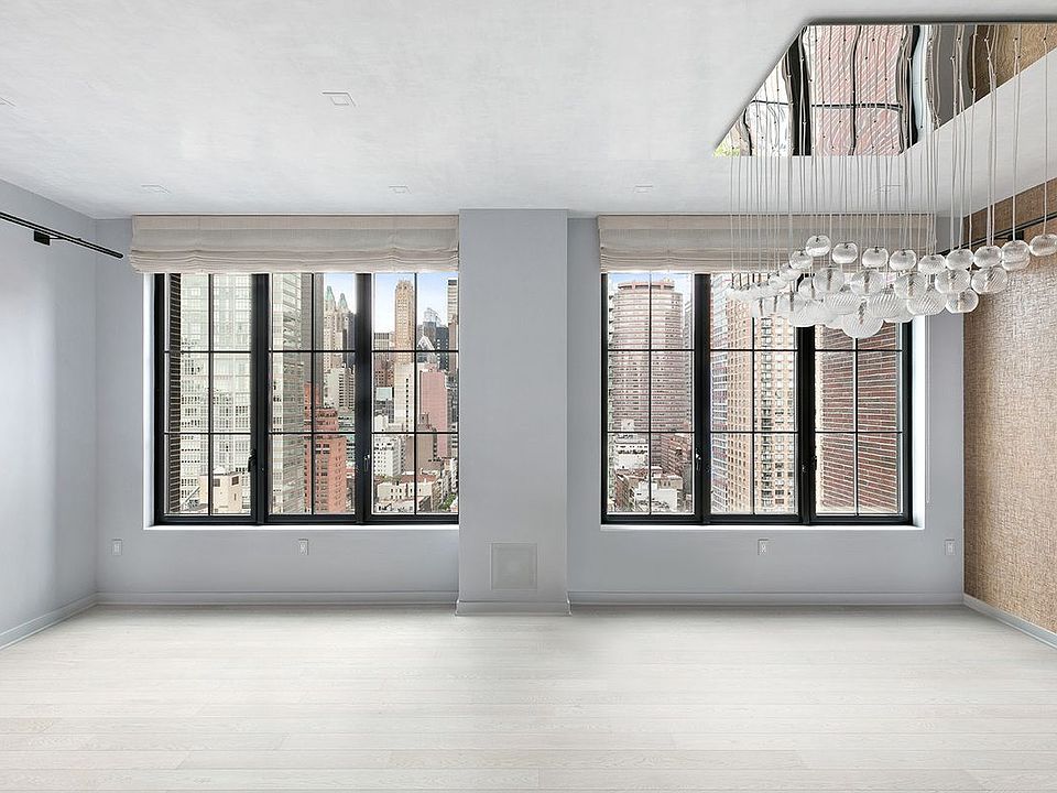 1st image of 959 1st Ave #18D