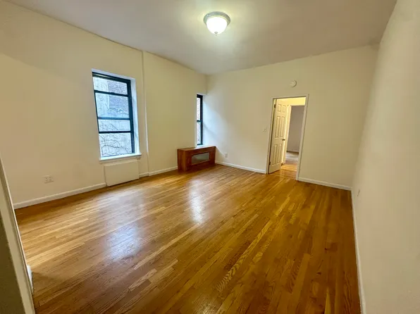 410 East 89th Street image 1 of 9