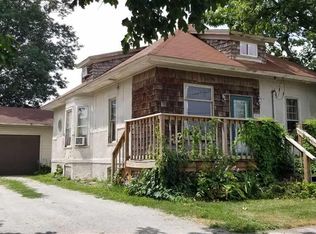 516 N D St, Monmouth, IL 61462