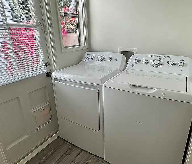 650 Park Ave #650 — Photo 3