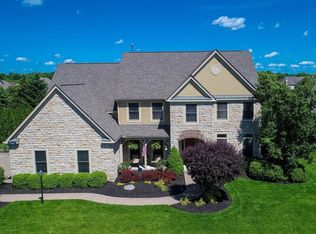 7605 Blue Fescue Dr, Westerville, OH 43082