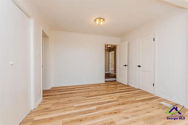 3063 Somerset Dr — Photo 9