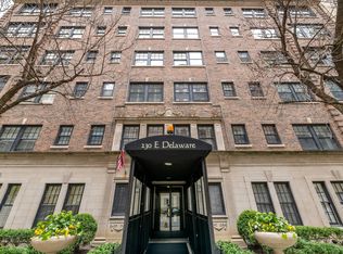 230 E Delaware Pl APT 2W, Chicago, IL 60611