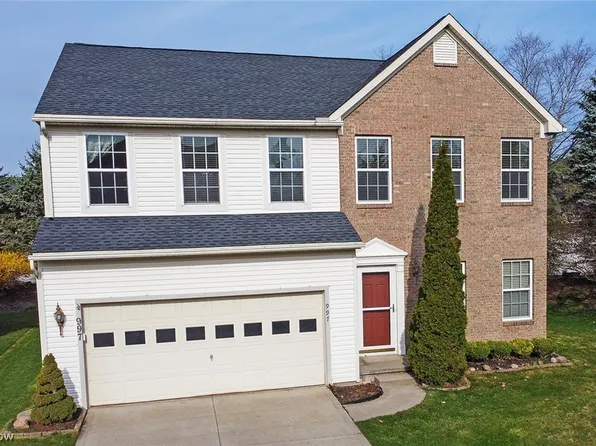 997 Edgewater Cir, Kent, OH 44240