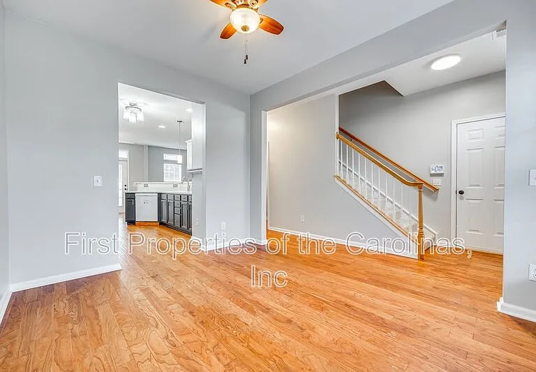 618 Bayou Cir — Photo 9