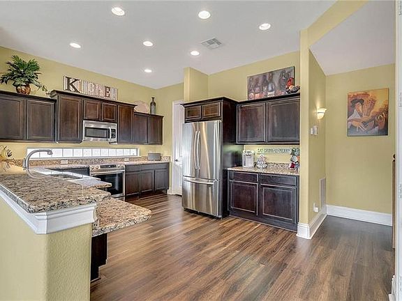 5th image of 1725 Bella Lago Dr