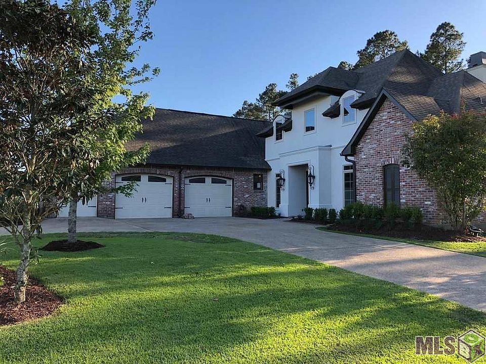 2nd image of 25841 Royal Birkdale Dr