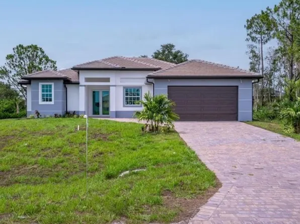 255 Blackstone Dr, Fort Myers, FL 33913