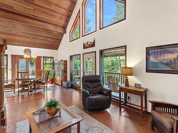 5th image of 8795 N Clarkview Pl
