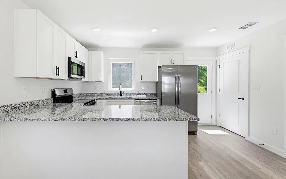 2 bed, 1.5 bath, 918 sqft, $1,545 — Photo 4