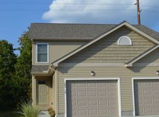 585 Birch Hill Dr #13, Medina, OH 44256