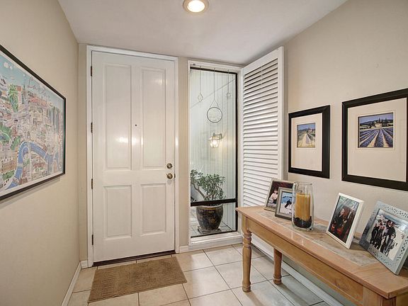 4th image of 5312 Terrace Oak Cir