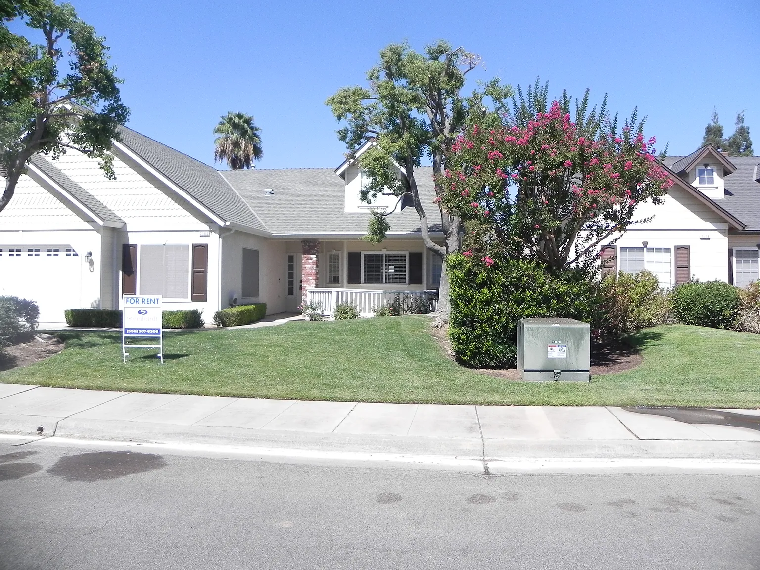 4 bed, 1869 sqft, $2,750 — Photo 1
