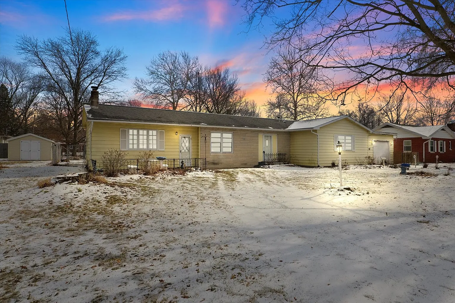3 Hickory Ln photo 1