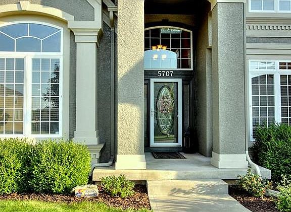 2nd image of 5707 NE Timber Hills Dr