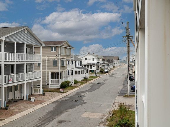 5th image of 18 Ocean Blvd #18