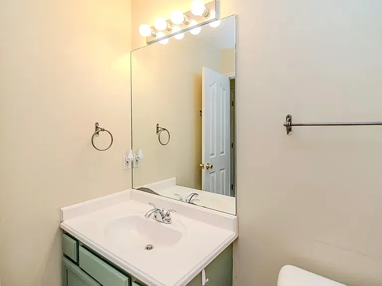 205 Chestnut Ridge Dr — Photo 9