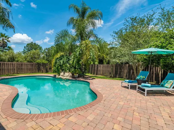 196 Prince Phillip Dr, Saint Augustine, FL 32092