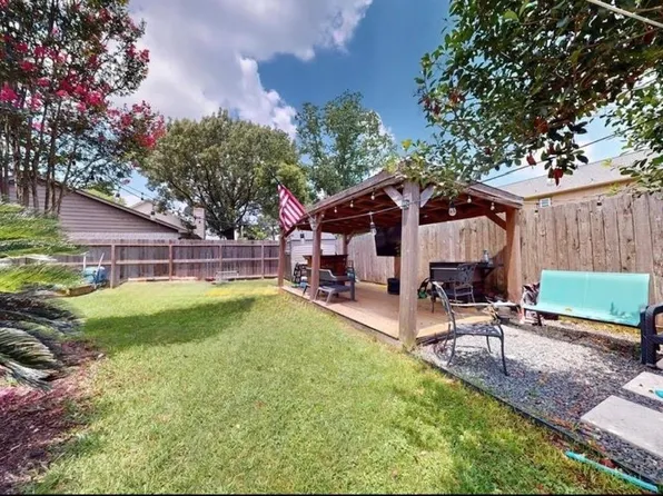 14818 Windfern Forest Dr, Houston, TX 77040