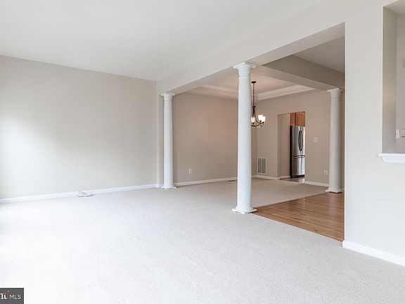 3rd image of 3030 Barden Oaks Ct