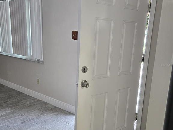 3rd image of 1420 Simmons Rd