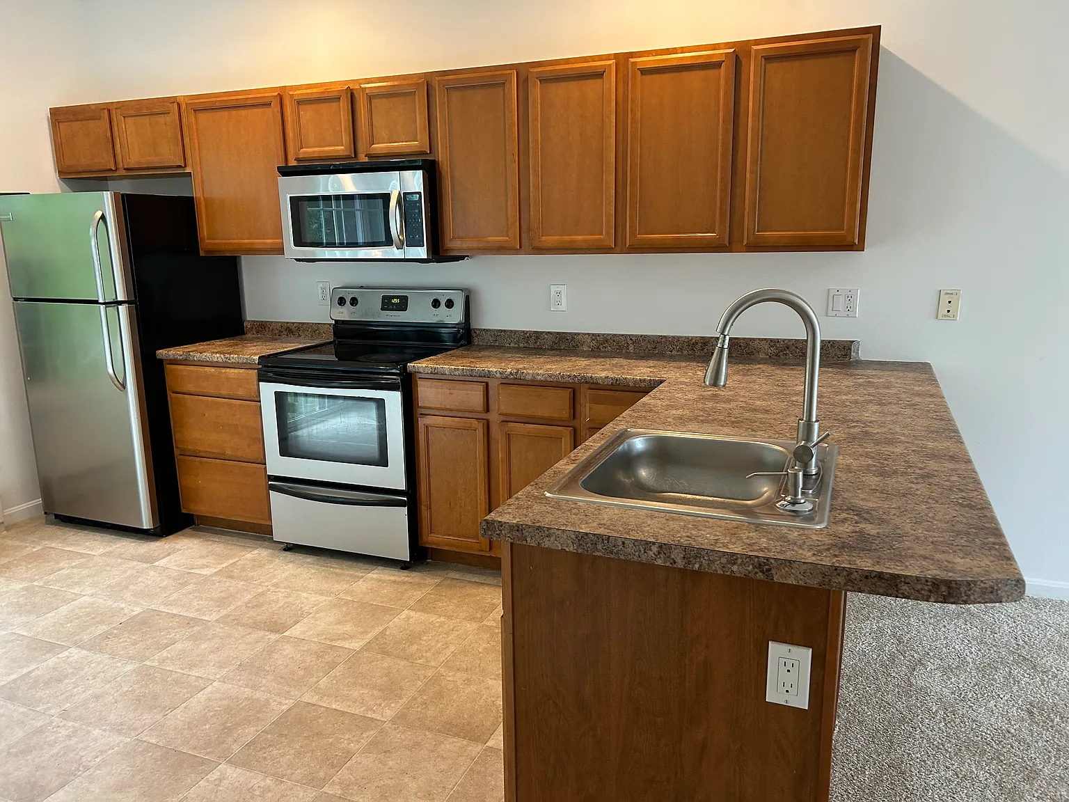 Trinity Circle Townhomes — Photo 3
