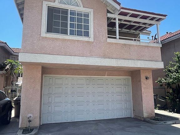 2nd image of 536 League Ave