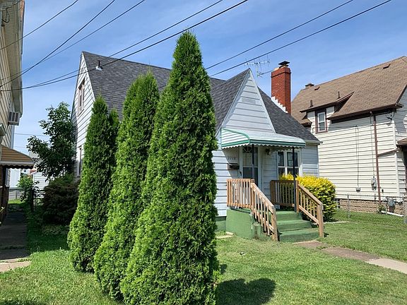 3rd image of 2710 Whitney Ave