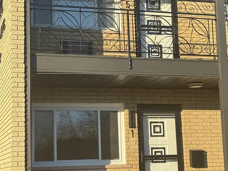 332 N Rochester Rd #7 — Photo 11