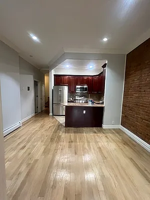 Rented by Nest Seekers International | media 14