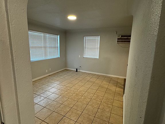 4th image of 1530 43rd St S
