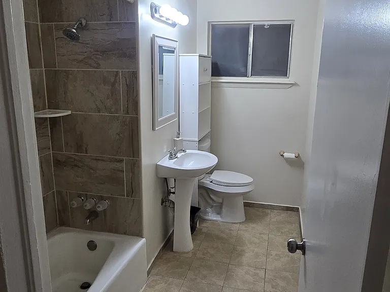 5828 Blackhawk Dr — Photo 17