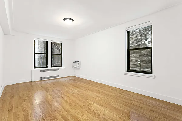 Rented by Compass | media 4