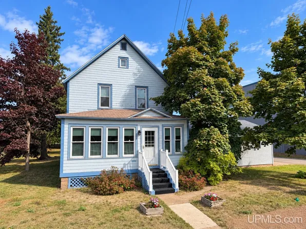 101 E Arch St, Negaunee, MI 49866