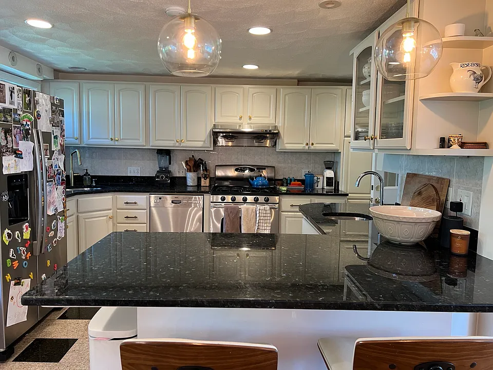11 Garrison Rd