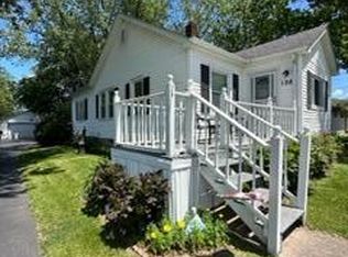 128 E 73rd Ave, Merrillville, IN 46410