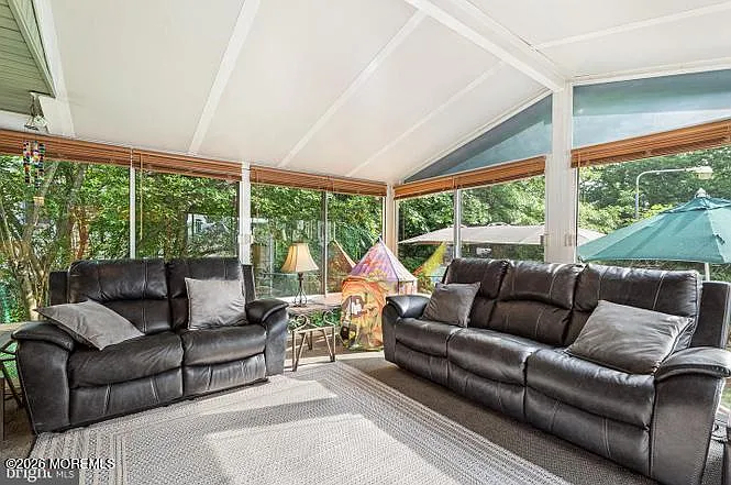 5 Valley View Ct — Photo 2